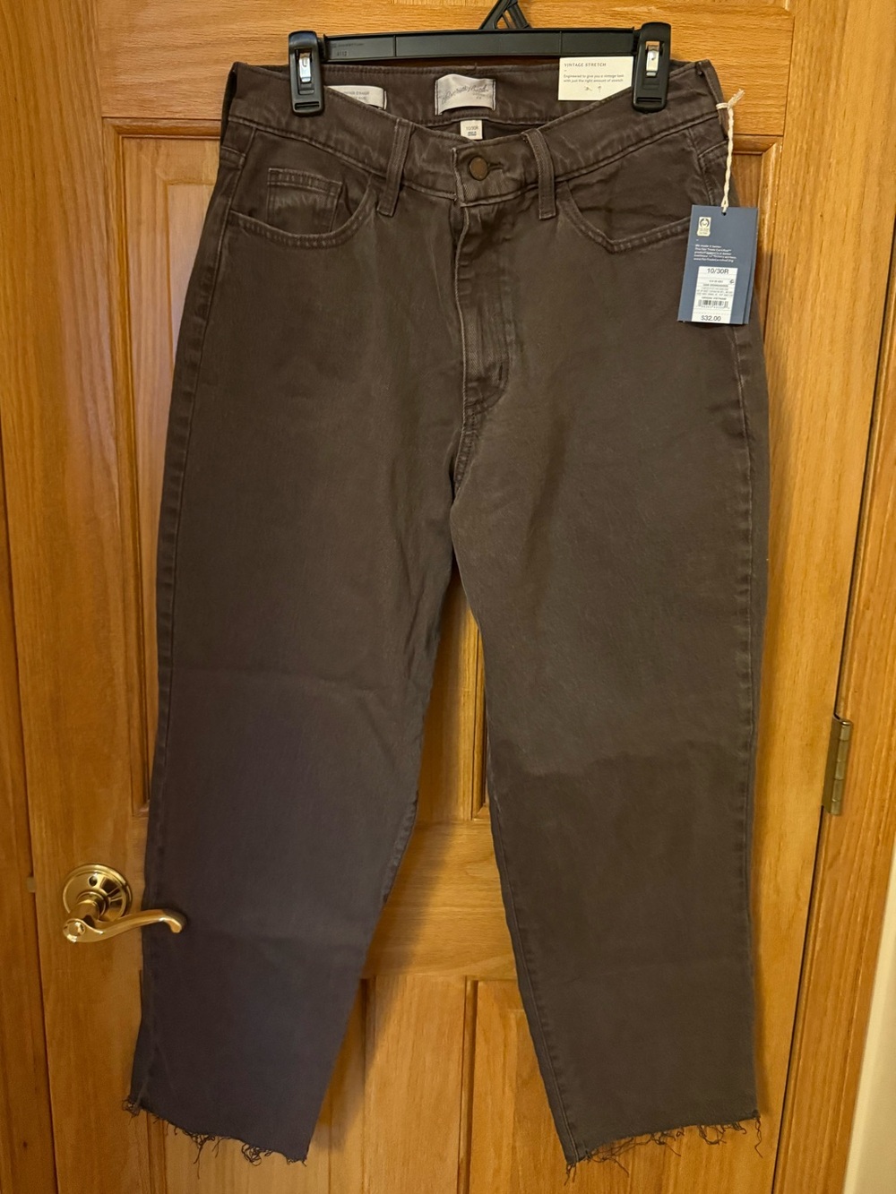 Universal Thread Women's Vintage Straight Leg Jeans in Dark Brown